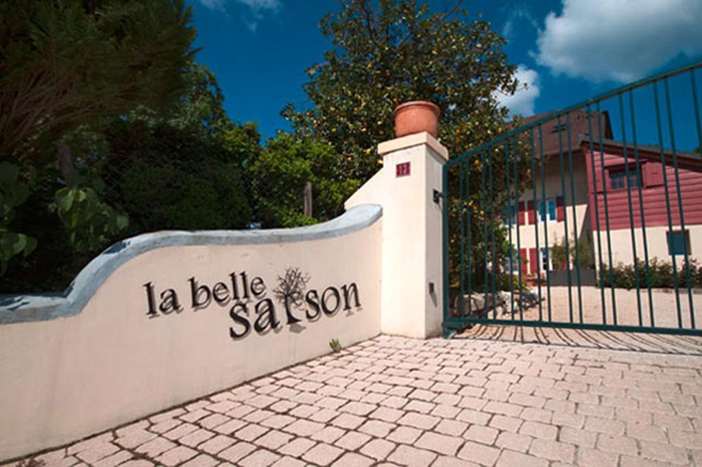 La Belle Saison Bed and Breakfast Mollens  Buitenkant foto